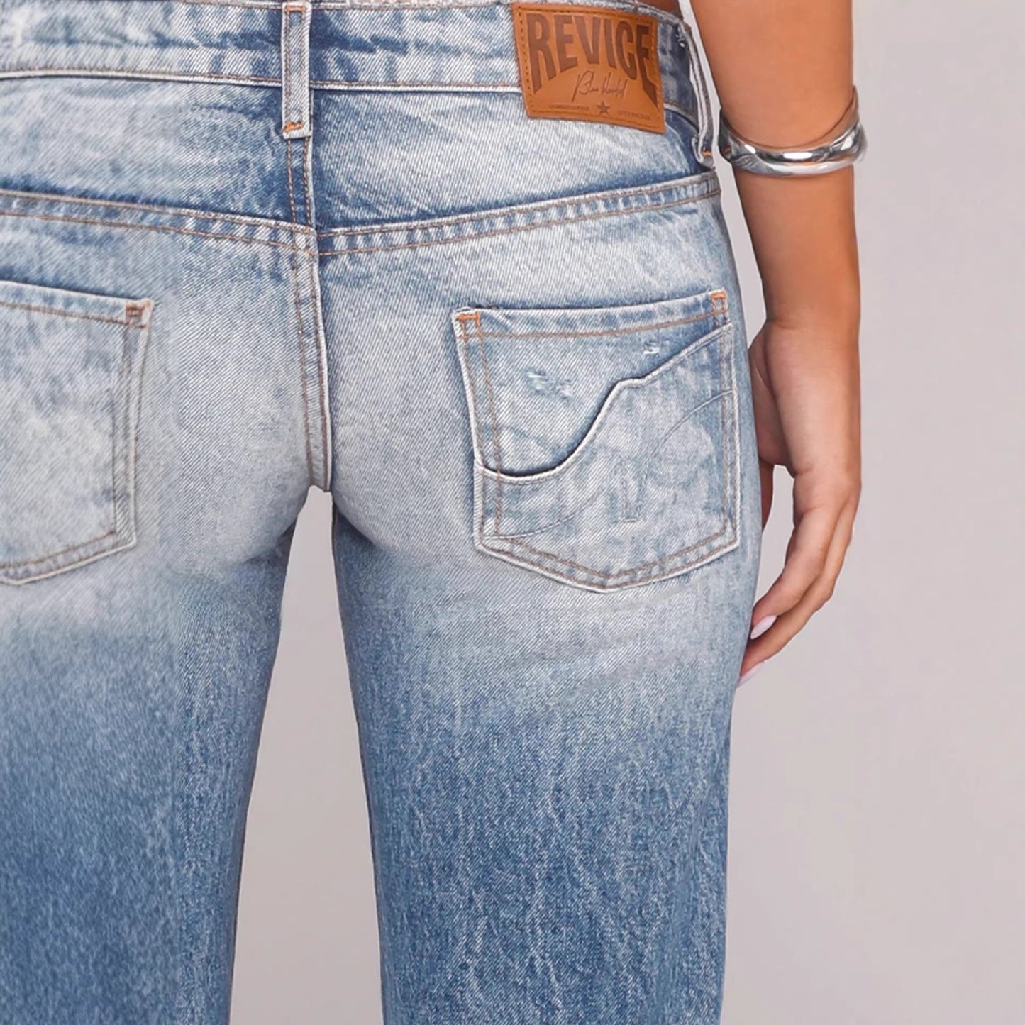 Women's Low-rise Straight-leg Denim Jeans