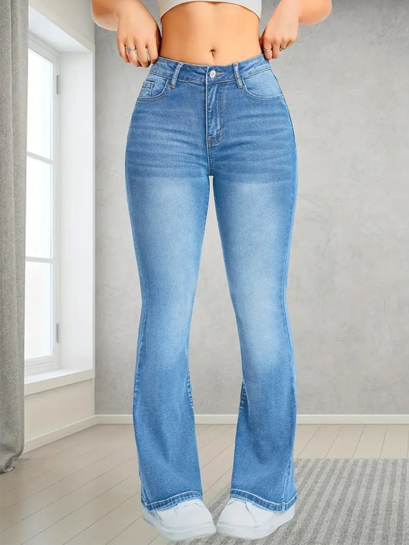 Women's High-Waisted Stretch Flare Jeans, Light Wash Slim Fit Bootcut Denim Pants